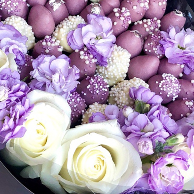 Букет из клубники Темная звезда